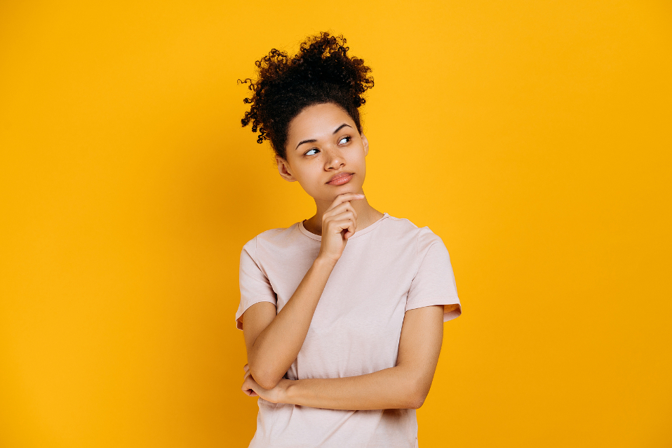 there is a difference between fast digestion and slow digestion. Eating slowly not only promotes better digestion but also improved hydration and more satisfaction during meals, as well as easier weight loss or the ability to manage your weight successfully.